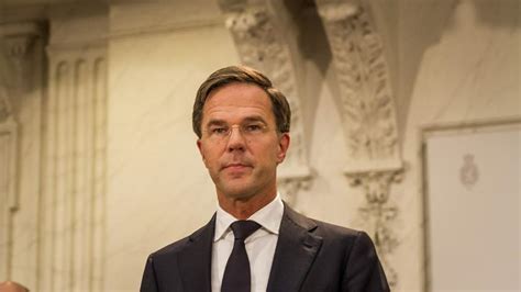 H­o­l­l­a­n­d­a­ ­B­a­ş­b­a­k­a­n­ı­ ­R­u­t­t­e­­d­e­n­ ­­a­y­r­ı­m­c­ı­l­ı­ğ­a­ ­k­a­r­ş­ı­ ­m­ü­c­a­d­e­l­e­­ ­ç­a­ğ­r­ı­s­ı­